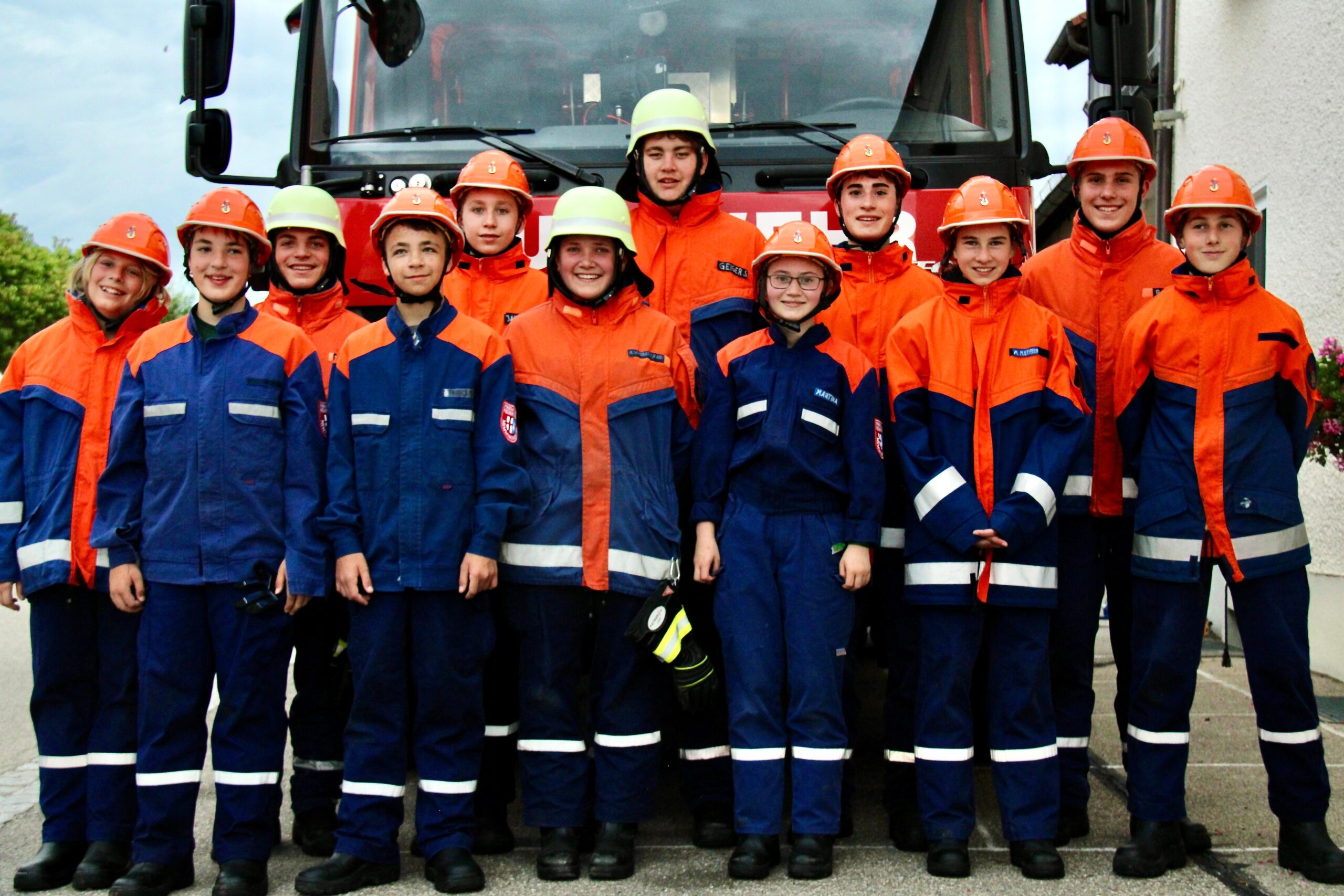 Jugendfeuerwehr Memmingerberg im Jahr 2024 - Gruppenbild